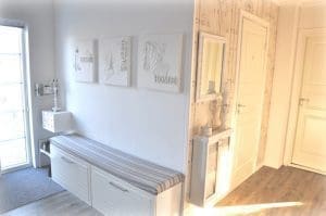 Hemmagjord himmelsäng hos familjen i halmstad 4 Sängar hemma hos familjen i Halmstad 2