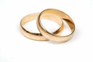 äktenskap förlovningsringar guld