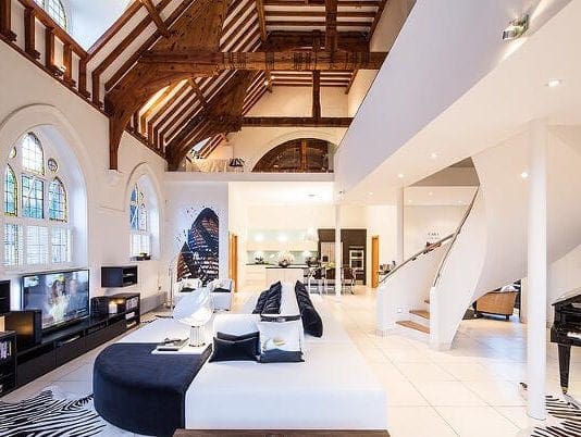 Omvandlade kyrka till bostad kyrka till bostad