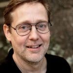 Patrik Mathiasson vet hur du ska måla fasaden