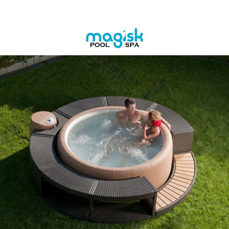 Softub resort 300+ värde 79. 900kr v. 21 1 Softub Resort 300+ Värde 79.900kr v.21