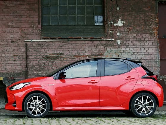Toyota Yaris 1