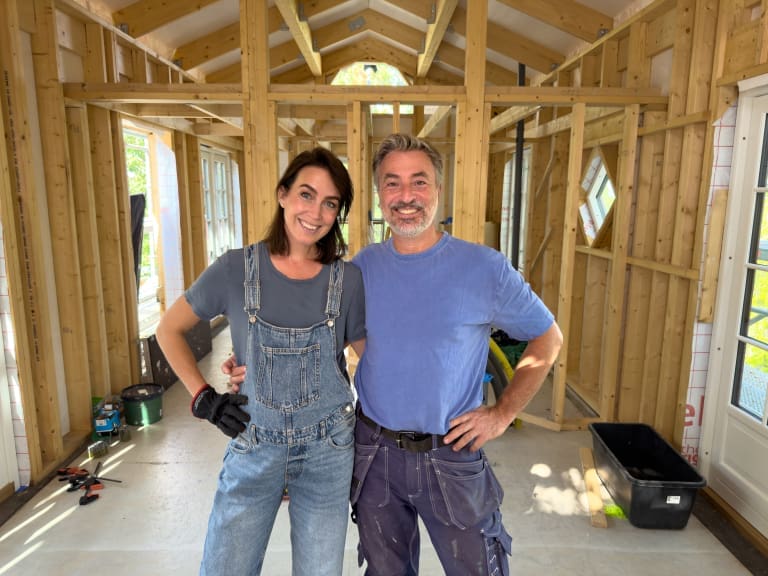 Tareq Taylor och Sofia Ståhl bygger sitt drömhus i skärgården 6 kontrollera taket efter sommaren 4