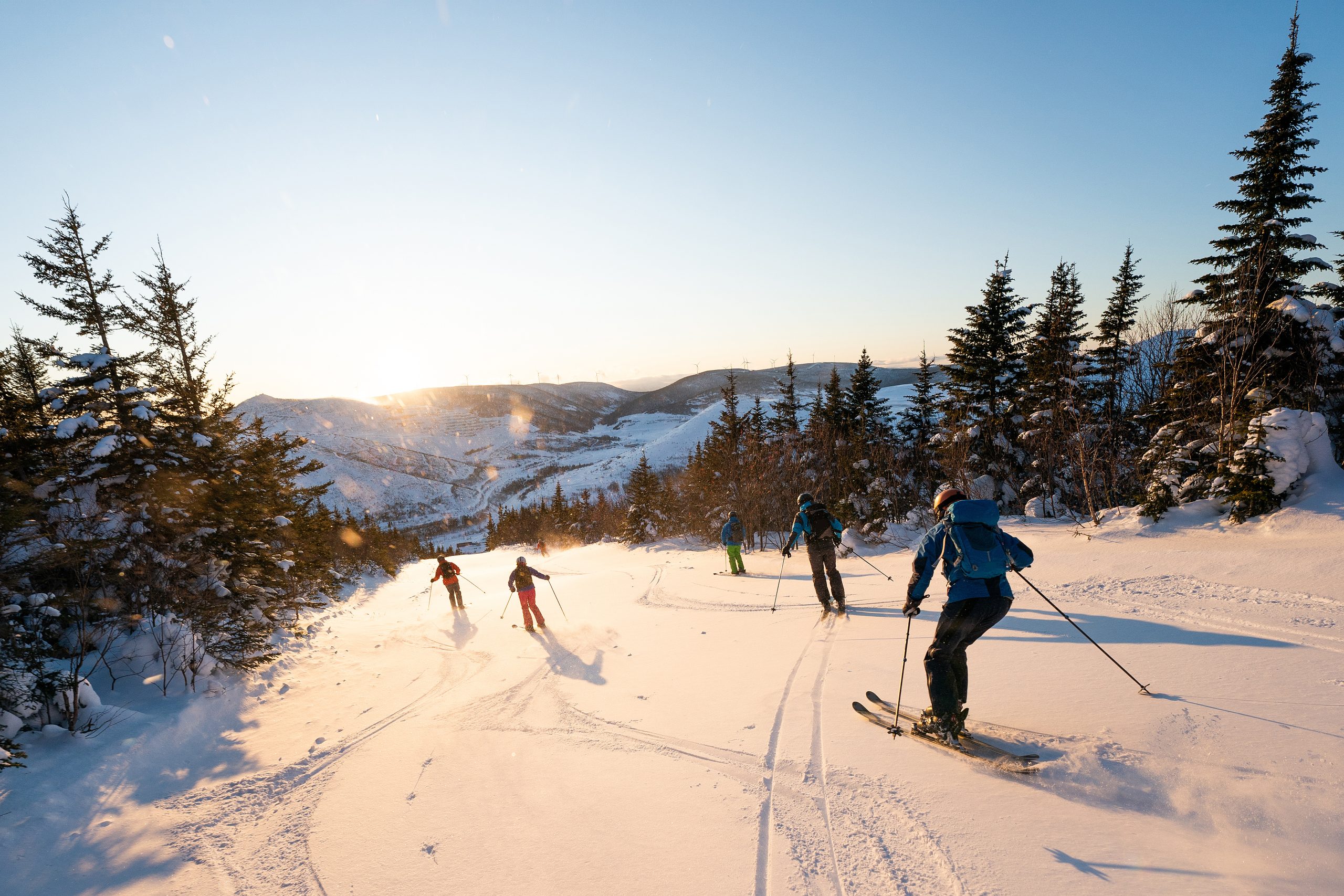 Håll dig aktiv inne och ute i vinter