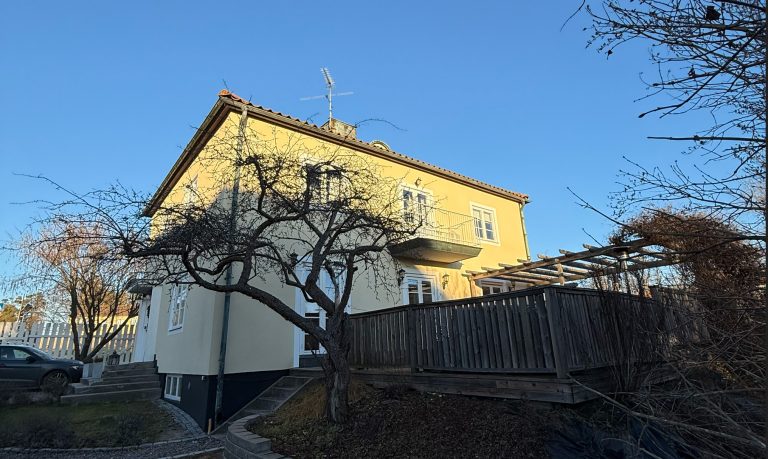 Ett gammalt hus som tänker nytt – smarta energilösningar 4 energihushållning 4