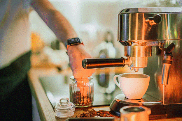 En maskin, många morgnar: när blir en kaffemaskin verkligt universell? 1 1